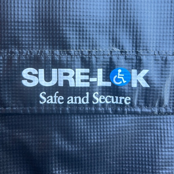 New in Bag Sure-Lok Mountable Wheelchair Strap Vinyl Storage Pouch C8 - Picture 4 of 7